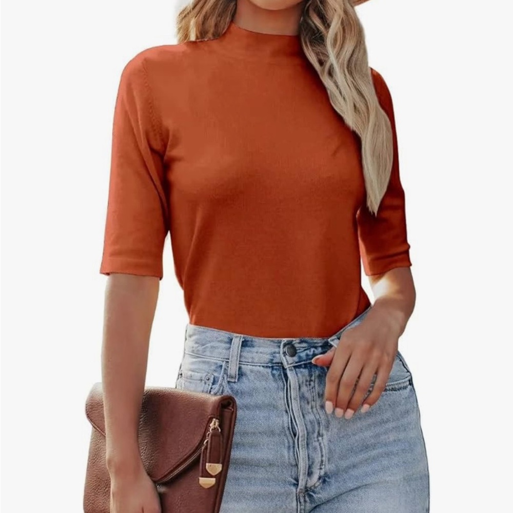 Fitted Half Sleeve Mock Turtle Neck